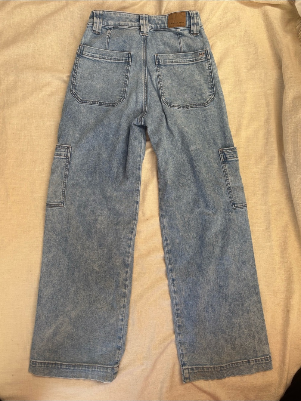 American Eagle Outfitters light blue denim jeans - Picture 4 of 7